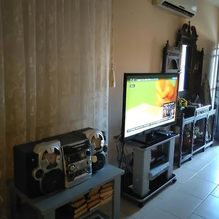 Sunny Maisonette Λεμεσός